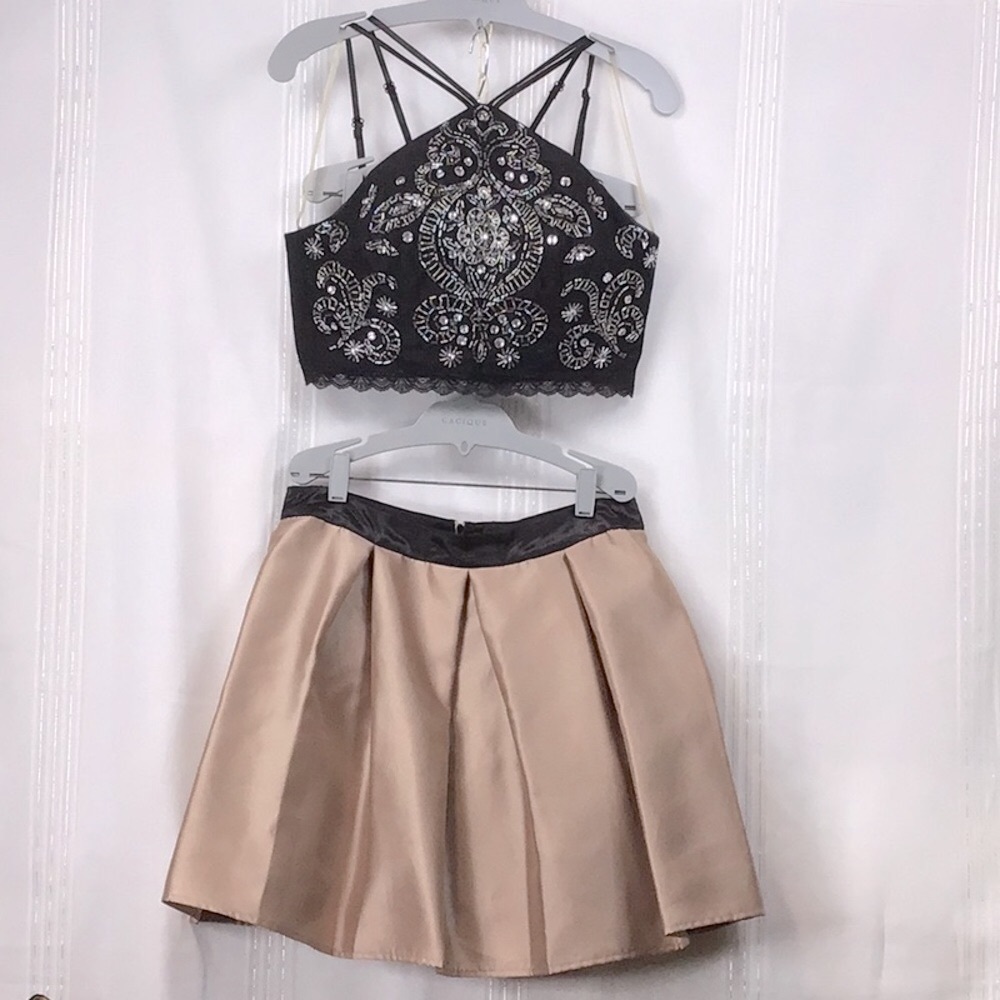 NIGHTS by Teeze Me Black Beaded Halter Top & Taupe Satin Tulle Skirt Sz.9/10 - Picture 10 of 10